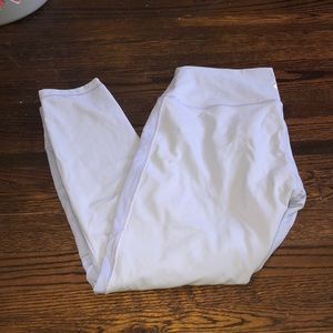LIKE NEW CONDITION LULULEMON LEGGINGS